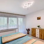 Moni Apartment *